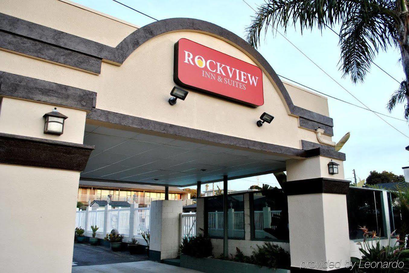 Rockview Inn And Suites มอร์โรเบย์ ภายนอก รูปภาพ